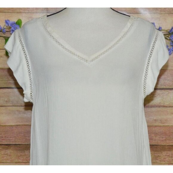 Ellen Tracy Size M Cream Very Short Sleeve Tunic Top Gauzy Cutout V-Neck Neutral - Picture 2 of 11